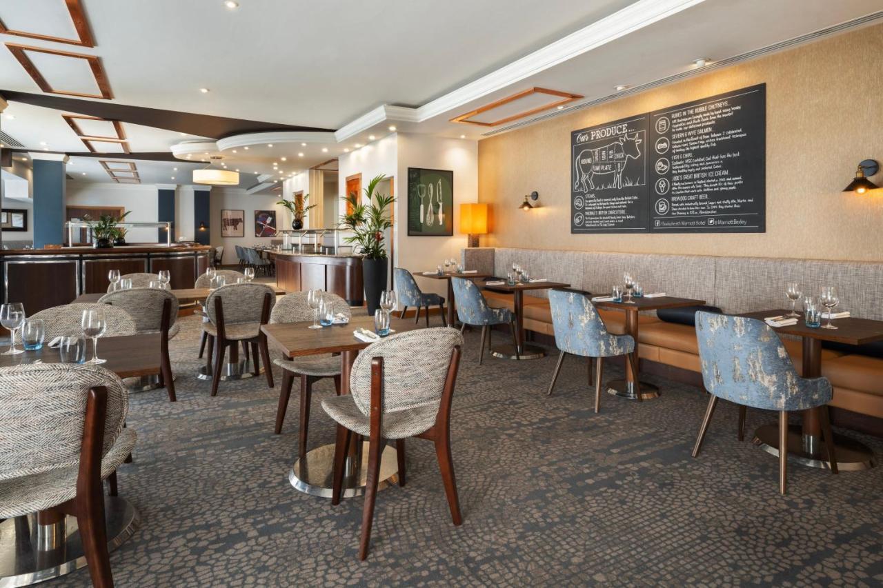 Delta Hotels By Marriott Bexleyheath Exterior foto
